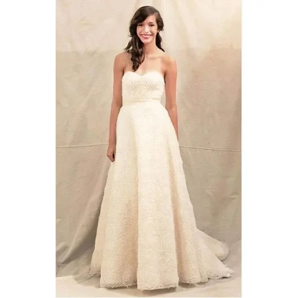Ivy & Aster Dresses | Ivy & Aster Blossom Ivory Wedding Gown Brand New Sample Gown Size 8 Orig.$2300 | Color: Cream | Size: 8 | Classychelsea's Closet